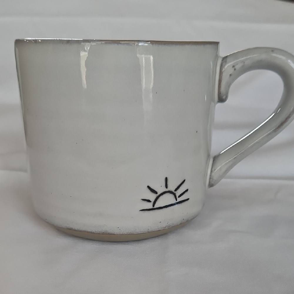 Hearth & Hand by Magnolia Stoneware Cream Sunrise Coffee Tea Mug
